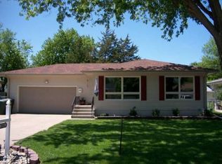 1818 Garland St, Grand Island, NE 68803