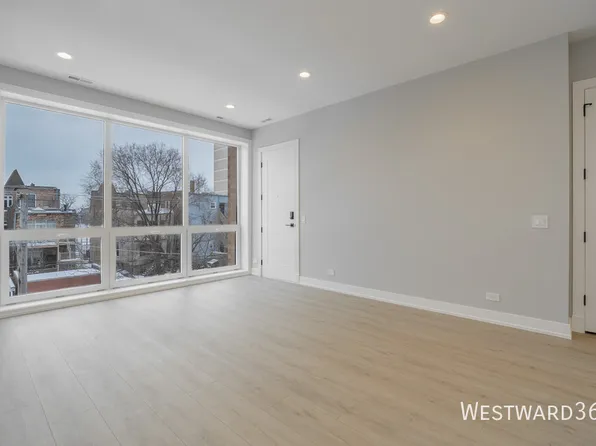 3738 S Calumet Ave, Chicago, IL