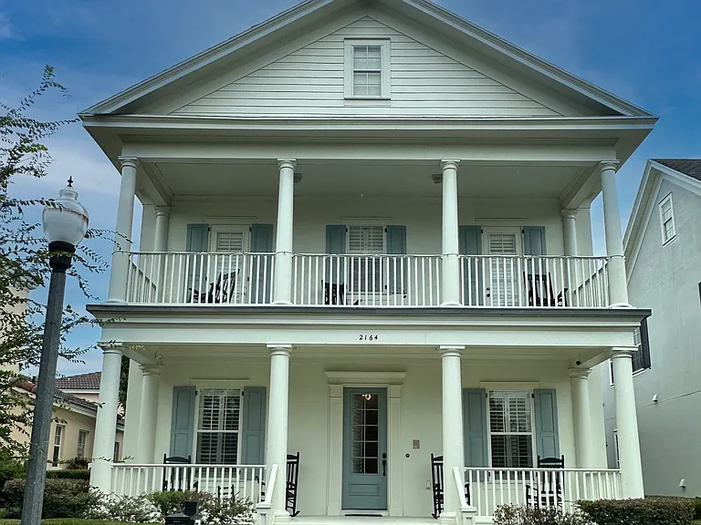 2164 Shaw Ln — Photo 1
