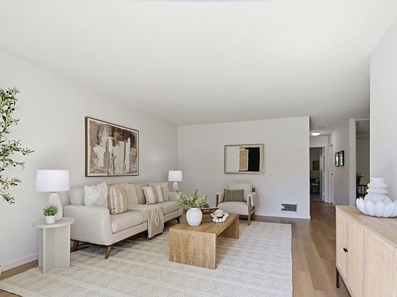 4th image of 1085 Reed Ave APT D