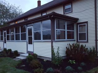 193 Oak Hill Rd, North Kingstown, RI 02852