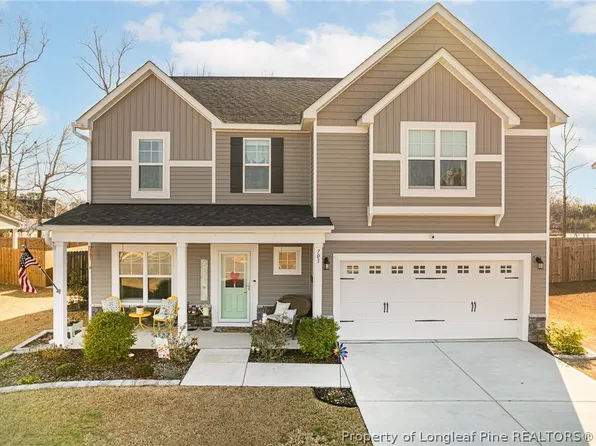 703 Amusement Dr, Hope Mills, NC 28348