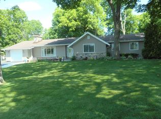 8515 Halverson Rd, Waterford, WI 53185