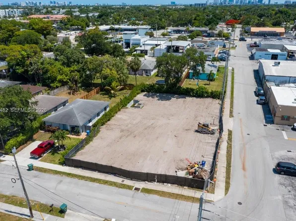 3210 NE 3rd Ave, Fort Lauderdale, FL 33334