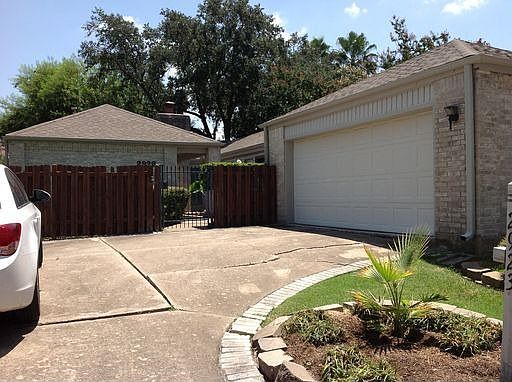 1st image of 2923 Ashford Trail Dr