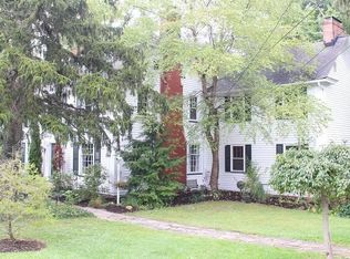 320 Chagrin Blvd, Moreland Hills, OH 44022