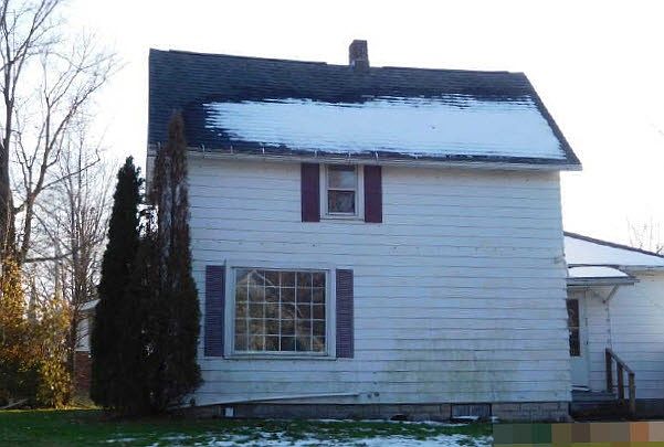 2nd image of 104 Western Ave