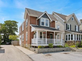 32 W Central Ave, Paoli, PA 19301
