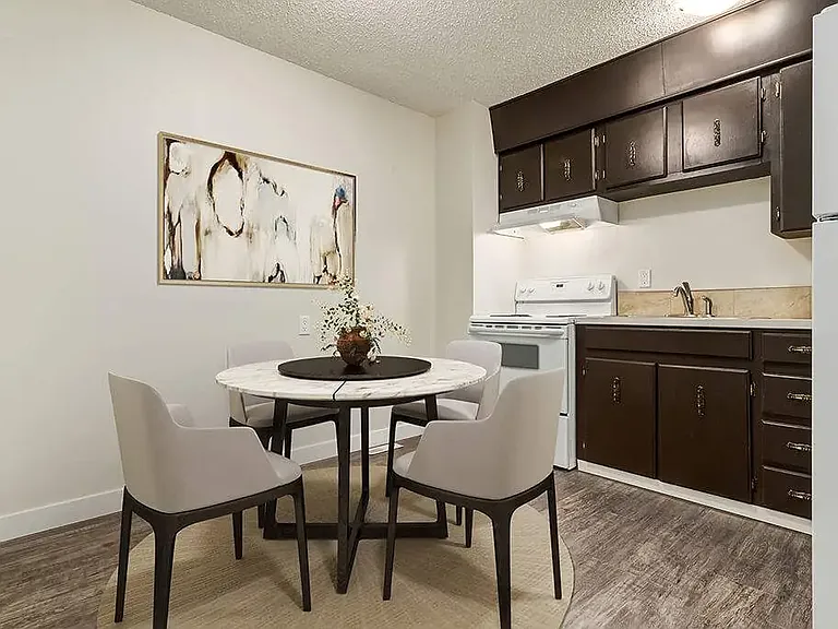 119 Mount Pleasant Dr #6 — Photo 4