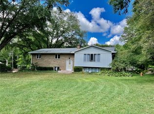 672 New Castle Rd, Slippery Rock, PA 16057
