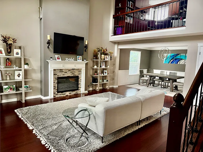5965 Twin Pine Dr — Photo 2