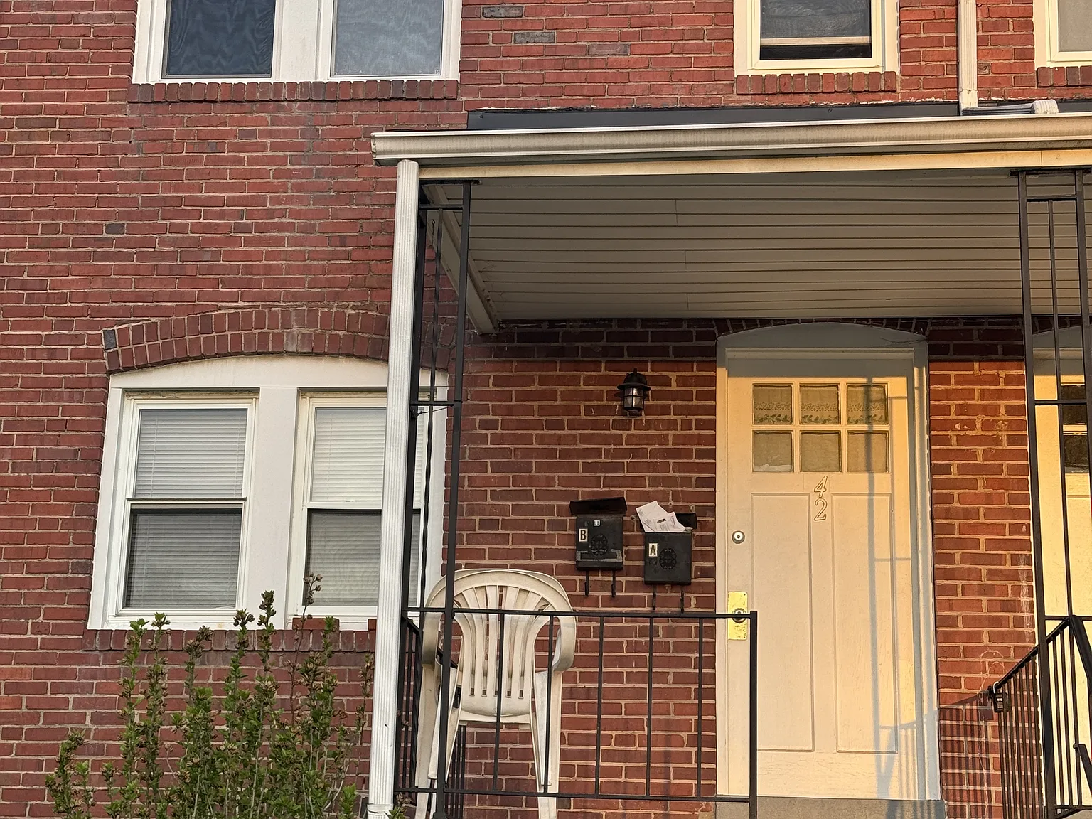 42 Warren Road - A — Photo 1