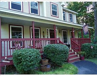 3rd image of 20 Lochlannach Ln