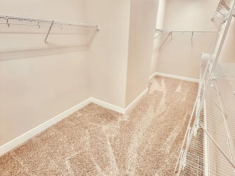 7594 Poulicny Ln — Photo 19