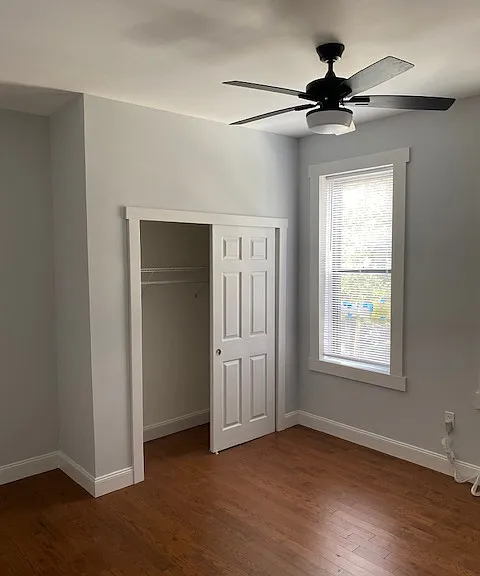 Every room has a ceiling fan