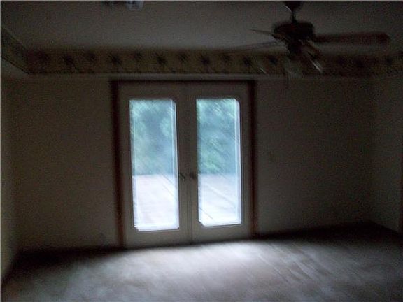 3rd image of 28 S Quail Dr