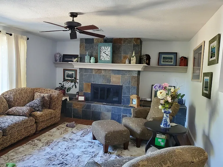 712 Sunrise Blvd — Photo 4