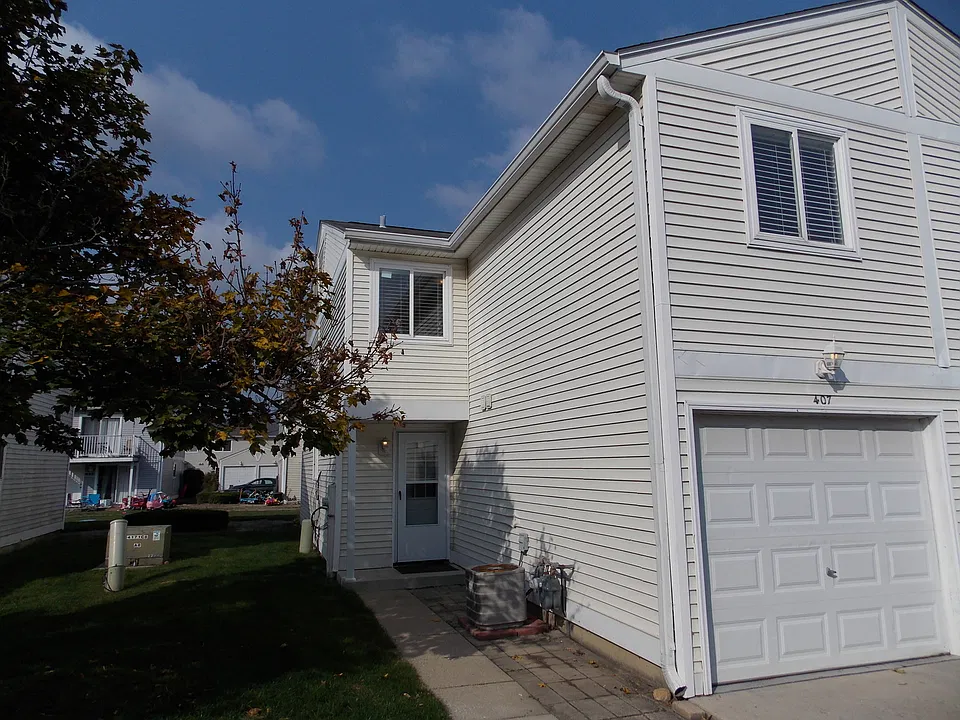 407 Meadow Green Ln #1