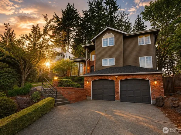 1010 106th Avenue SE, Bellevue, WA 98004
