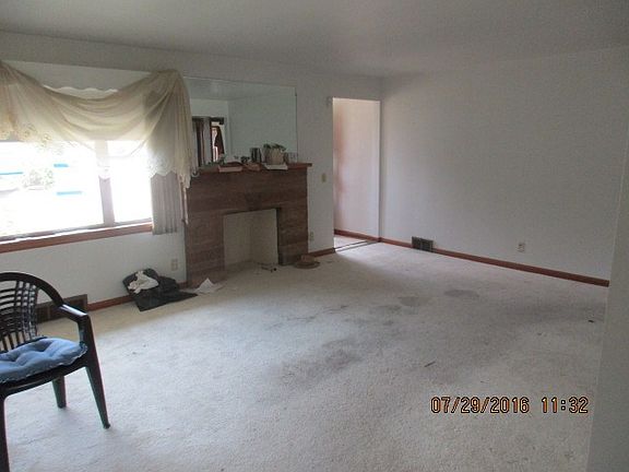 Additional Living Room