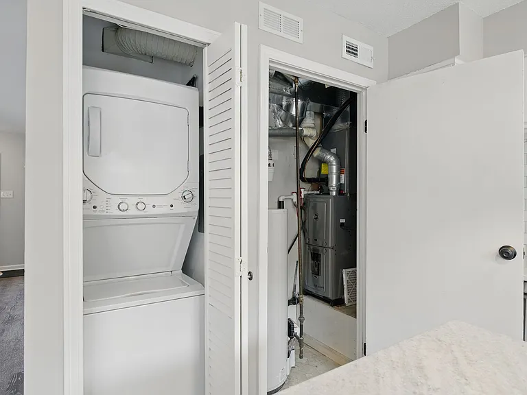 30 Yorktown Dr #30 — Photo 20
