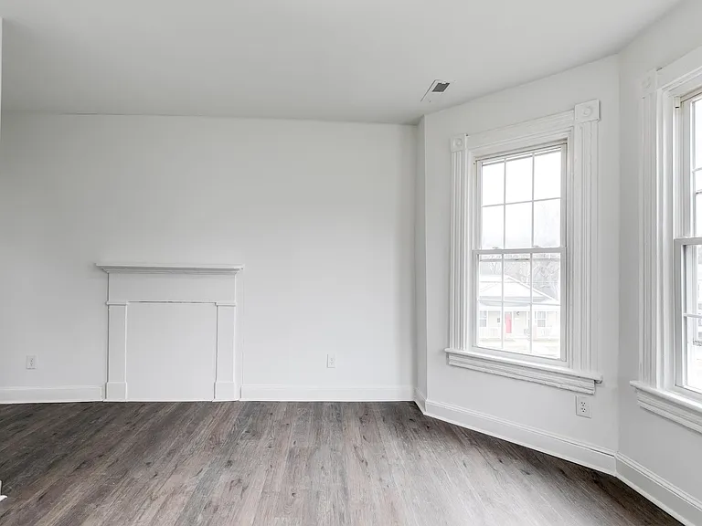 1518 N 35th St #1 — Photo 12