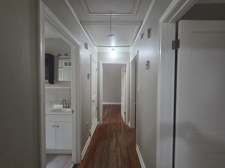 4062 Shirley Dr — Photo 13