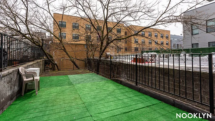 Rented by Nooklyn NYC LLC | media 12