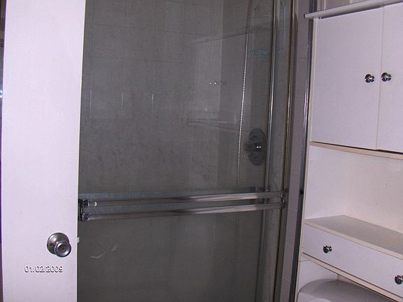 2nd image of 745 Meridian Ave APT 5