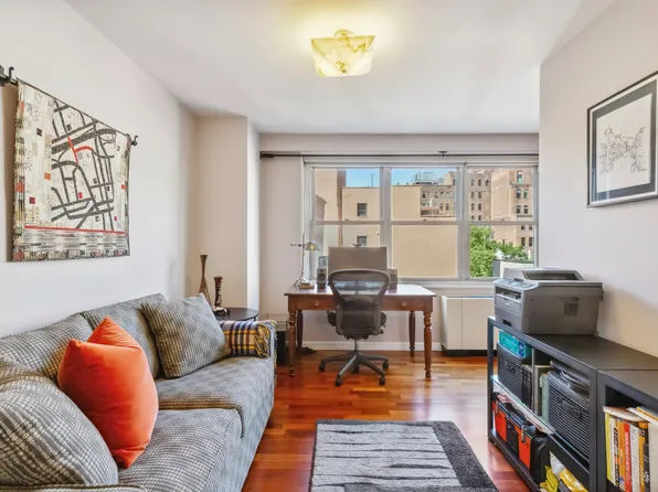 251 East 32nd Street 8H image 7 of 8