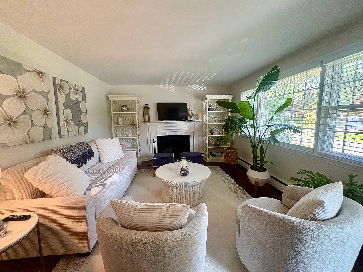 3 bed, 1564 sqft, $6,000 — Photo 3