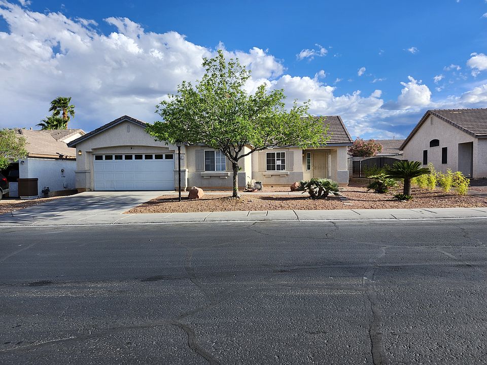 1st image of 827 Harp Way