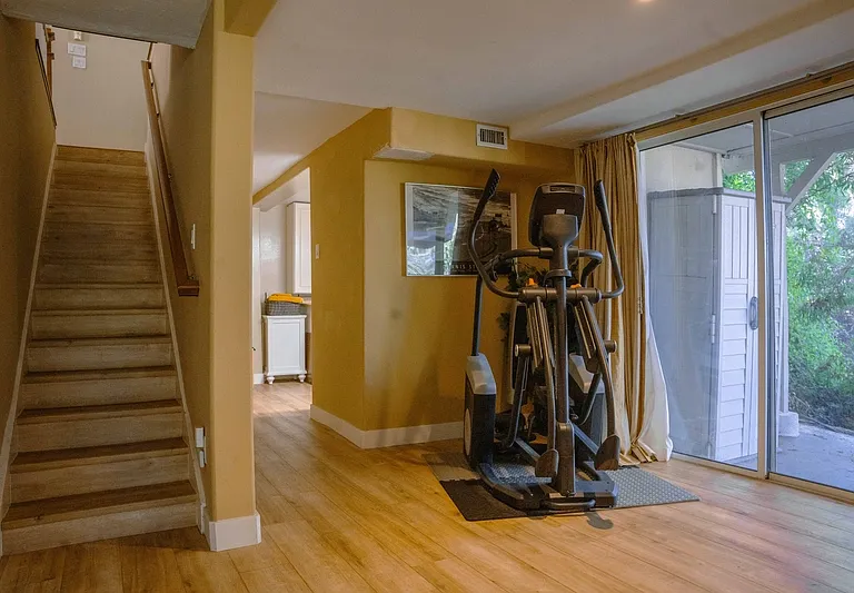 3675 Eagle St — Photo 15