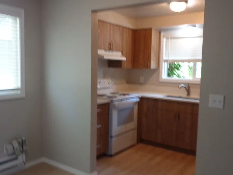 6321 Broadway #UPPER — Photo 12
