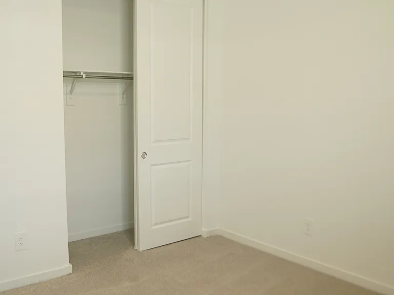 2426 E Grenache Rd — Photo 19