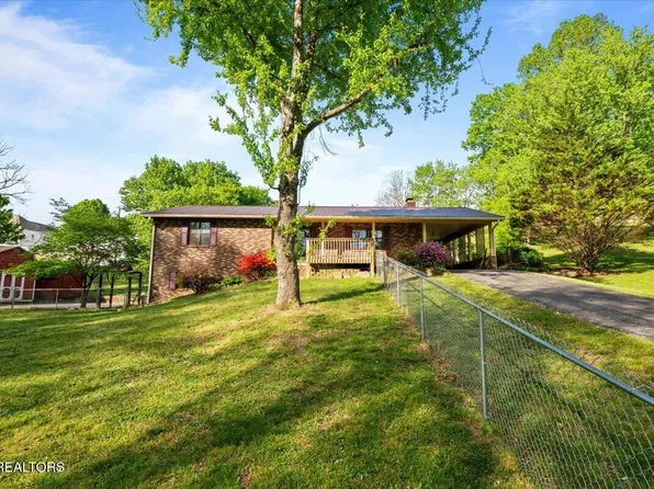 176 Michael Ln, Jacksboro, TN 37757