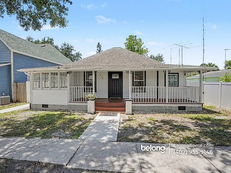 814 Minnesota Ave — Photo 2