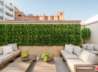 261 S Reeves Dr UNIT 104, Beverly Hills, CA 90212