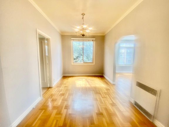 4th image of 3640 Fillmore St APT 105