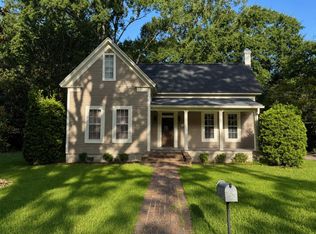 615 East Ave, Columbia, MS 39429