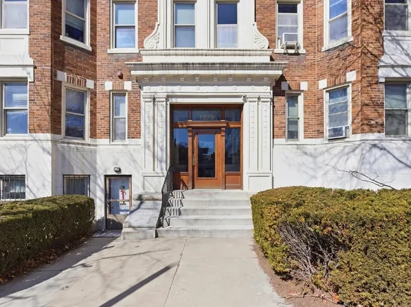 1673 Commonwealth Ave APT 3, Brighton, MA 02135