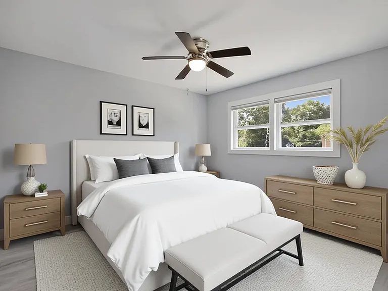 2537 S Merrill Ave #1 — Photo 6