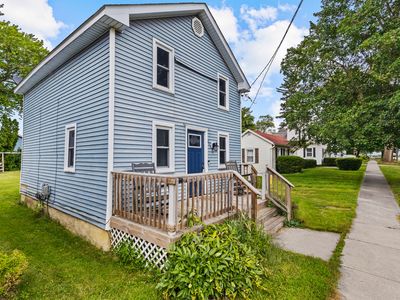 207 E Taylor St, Grant Park, IL, 60940