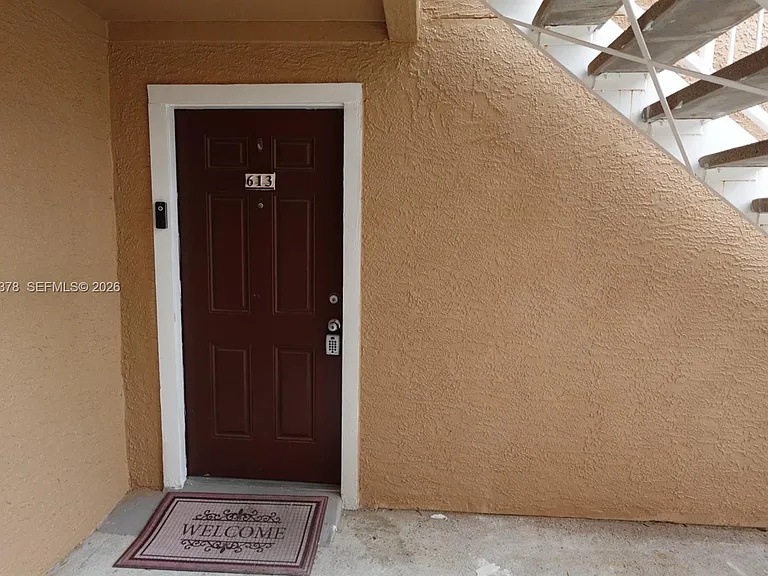 15560 SW 104th Ter #613 — Photo 3