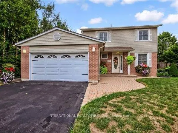 333 Dixon Blvd, Newmarket, ON L3Y 5C3