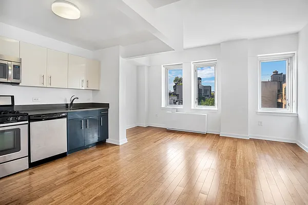 Rented by Douglas Elliman | media 27