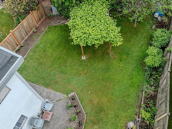 5th image of 8520 Rosedene Ct
