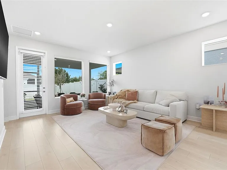 28905 Orange Berry Dr — Photo 14