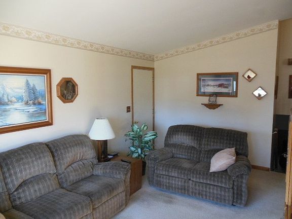 2nd image of 1510 N Lake Shore Dr