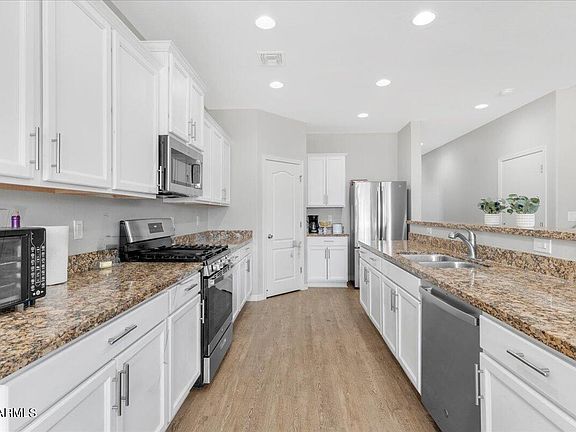 5th image of 20662 N SCOLA Street